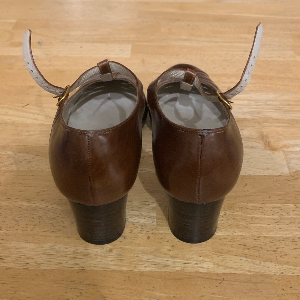 Salvatore Ferragamo Brown Leather T-Strap Heels - Picture 4 of 6